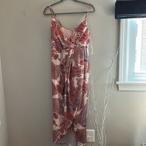 Lulus Janey Blush Paisley Print Surplice Midi Dress in Blush, Sz M